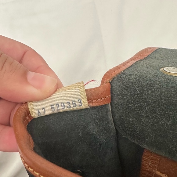 Vintage Dooney & Bourke Shoulder Bag - Picture 13 of 13